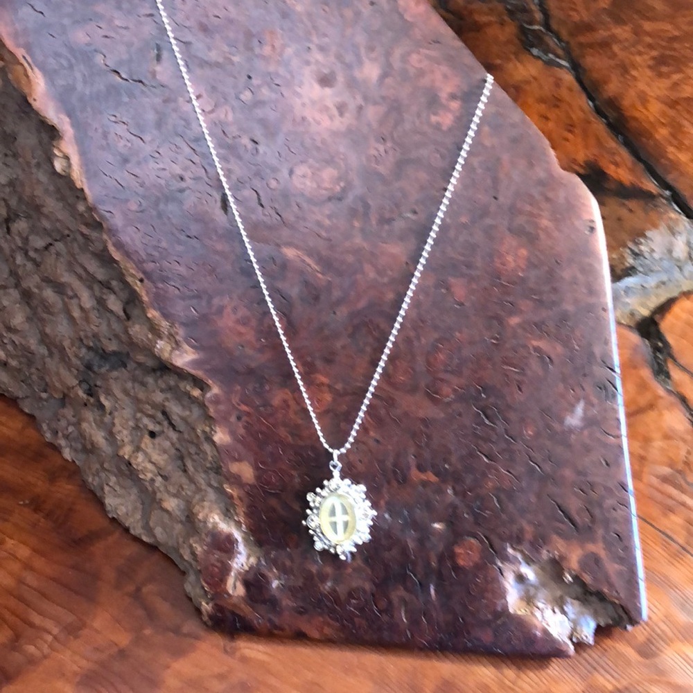 VSA necklace